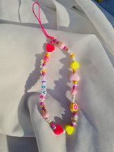 Afbeelding in Gallery-weergave laden, PHONE STRAP LOVE