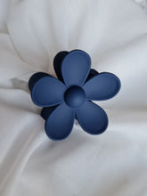 Load image into Gallery viewer, FLOWER HAIR CLAW NAVY